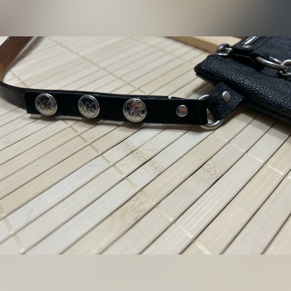 MICHAEL KORS Black Signature Coated Canvas Chain Fanny Belt bag - Picture 2 of 6